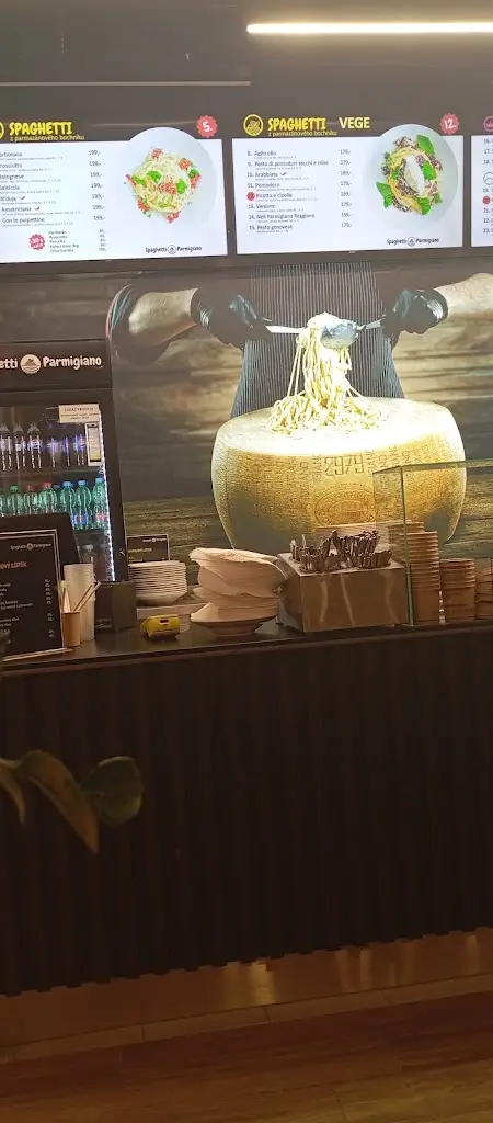 Menu_Spaghetti Parmigiano_Chodov_image_3