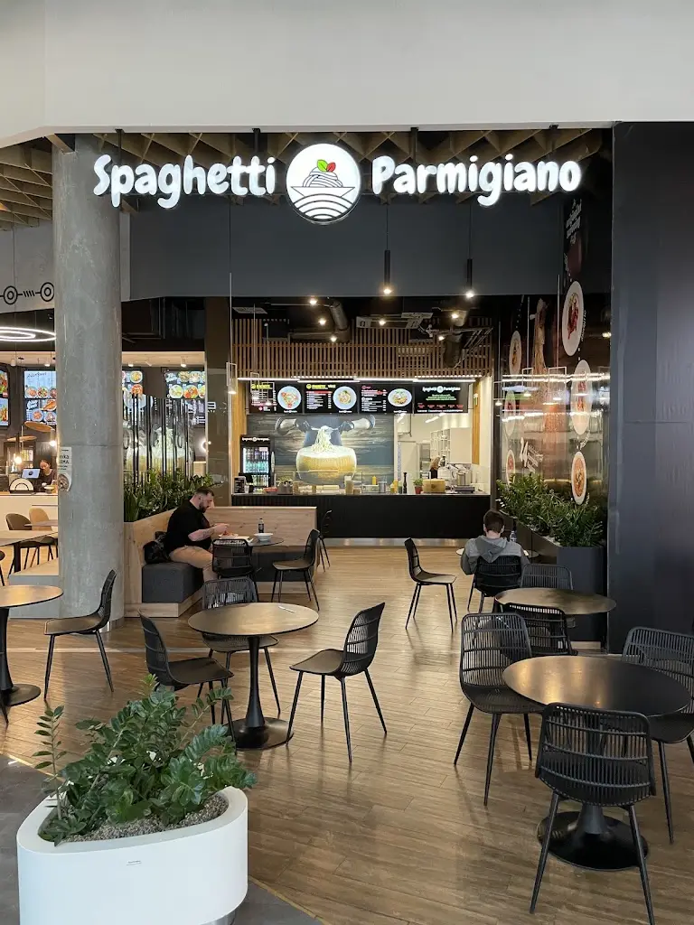 Spaghetti Parmigiano ristorante a Chodov