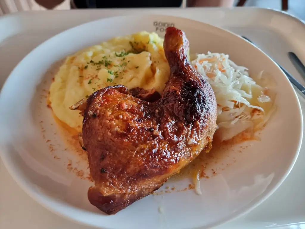 Tehila Ben lulu_GOOD FOOD Restaurant_Chodov_review