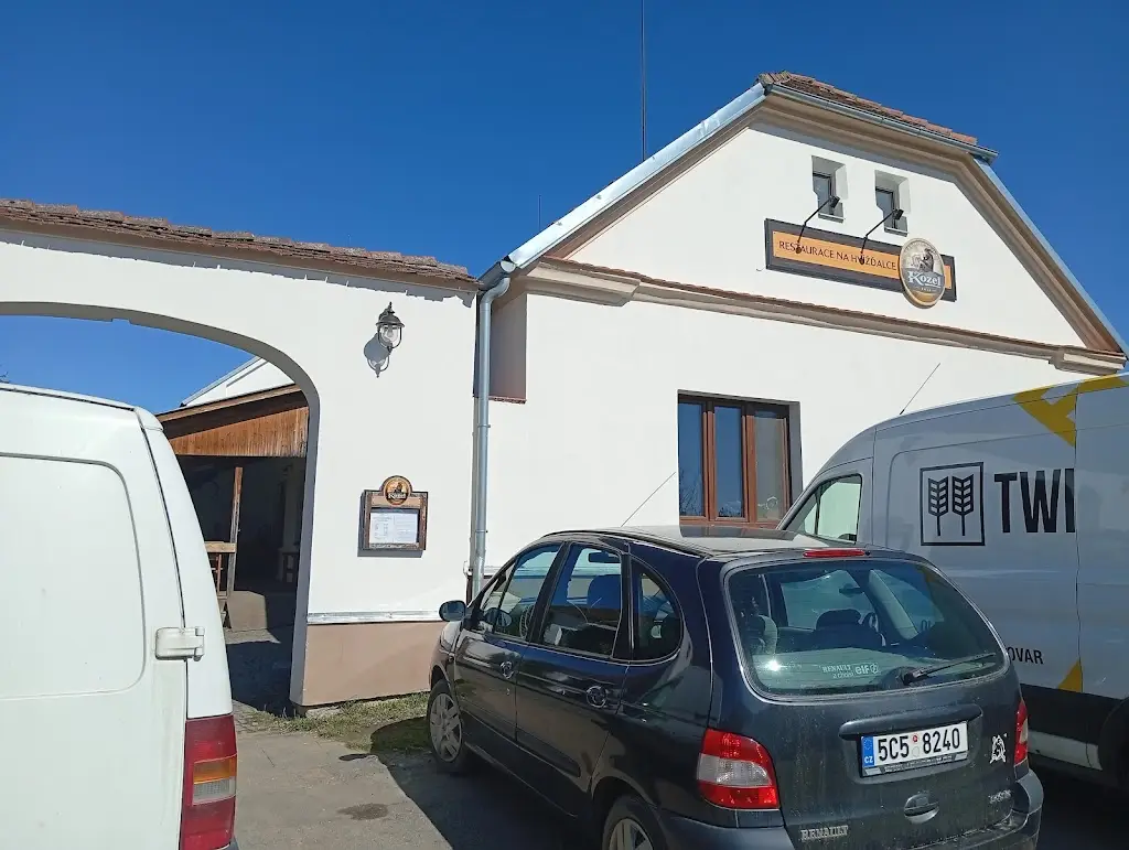 Petr Melichárek_Hostinec Na Hvížďalce_Čimelice_review