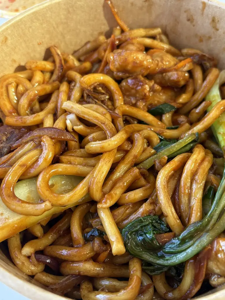 Assi_Špíz & Bowl_Chodov_review