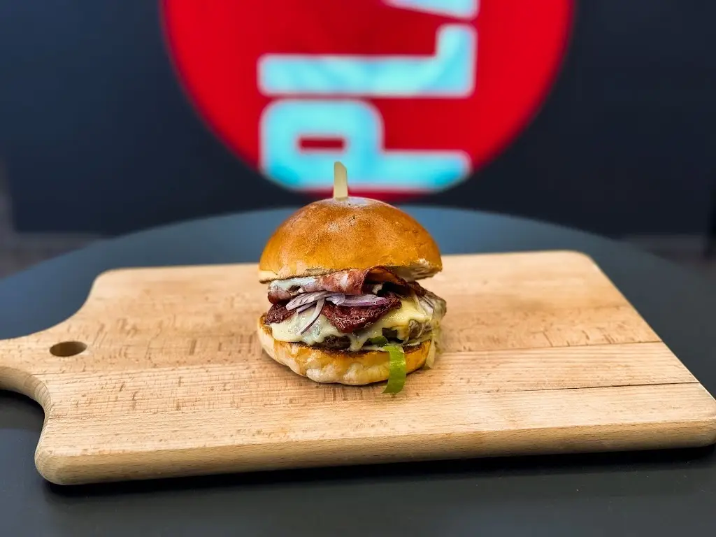 Pixel Burger_Chodov_slider_image_1