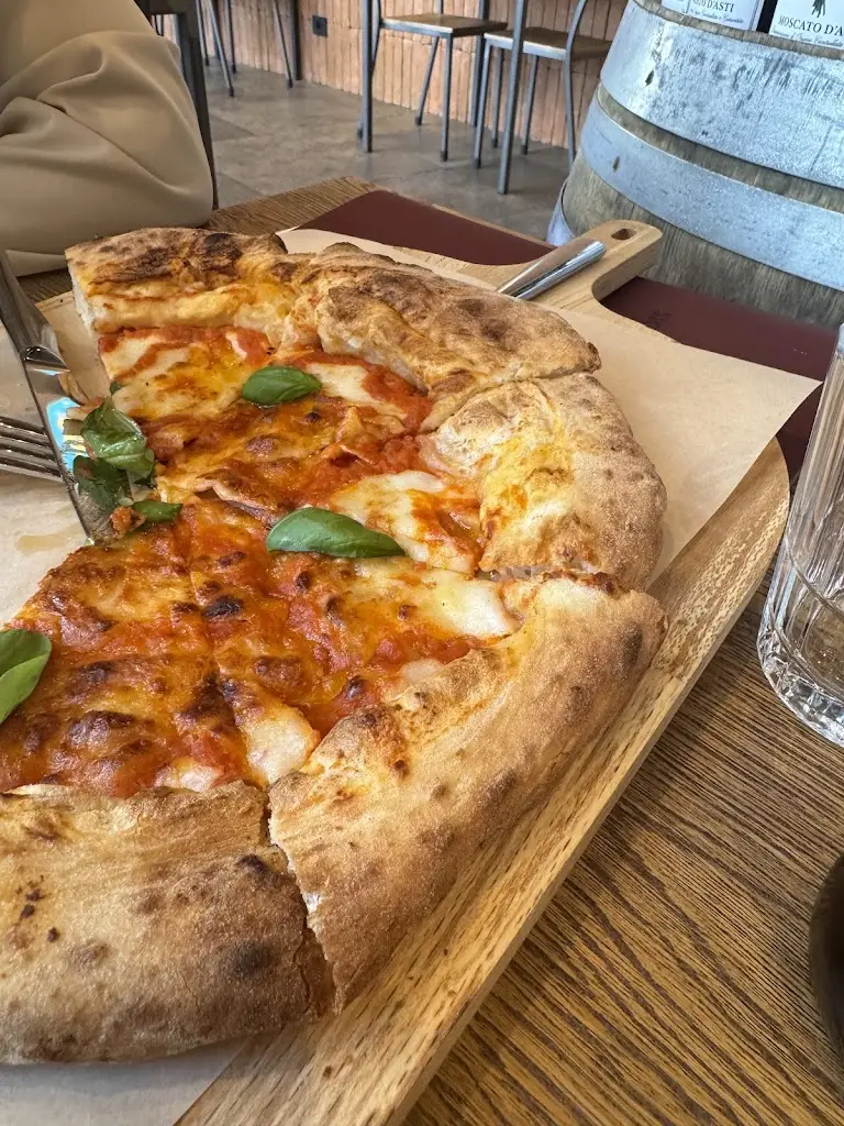 Traveler_Signorvino_Chodov_review