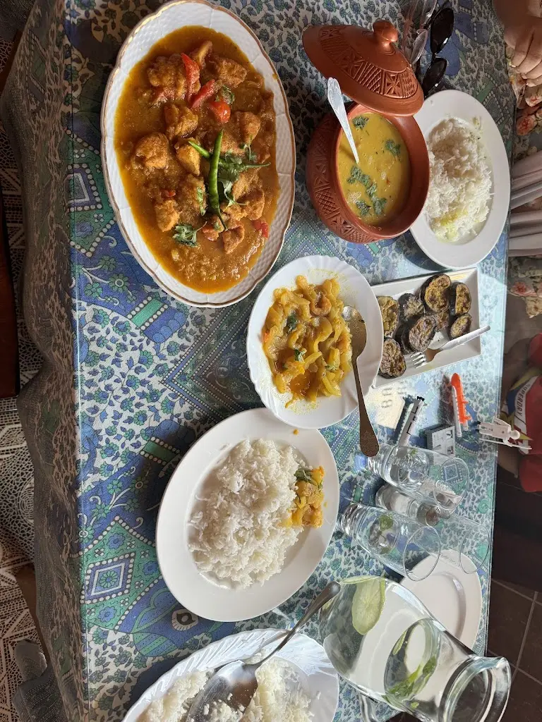 Rakib Saikat_Phall House_Chodov_recensione