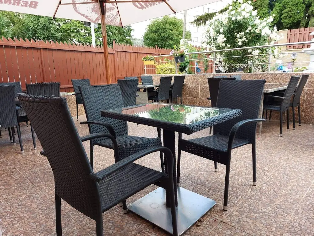 Phall House_Chodov_slider_image_1