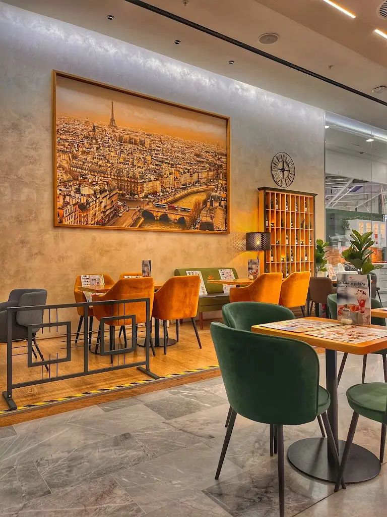 Kavárna Creperié_Chodov_slider_image_1