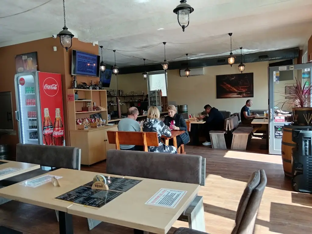 Řízkovna Pizzeria Restaurace Praha 11_Chodov_slider_image_3