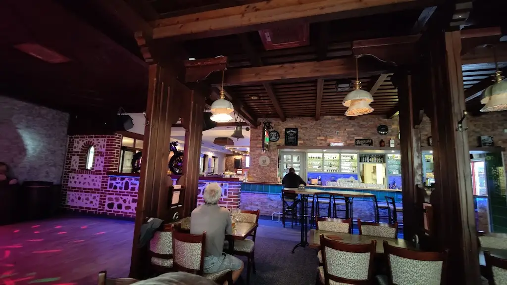 Dirk D'hooghe_Gruzie Pilsner Restaurant_Františkovy Lázně_review