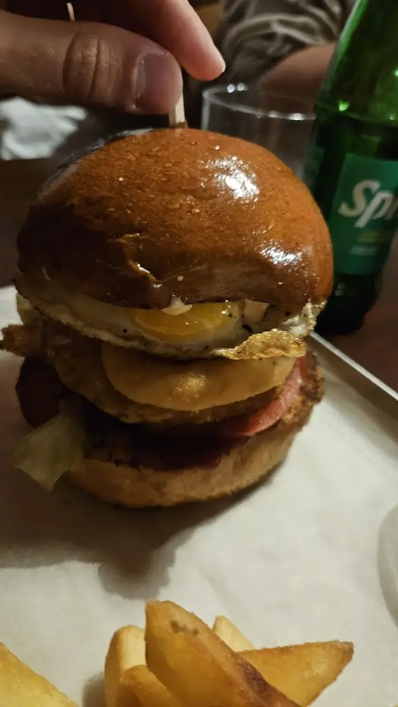 Flavio Kemmerer_Cowboy Billy’s Saloon, Burger & Grill_Františkovy Lázně_recensione