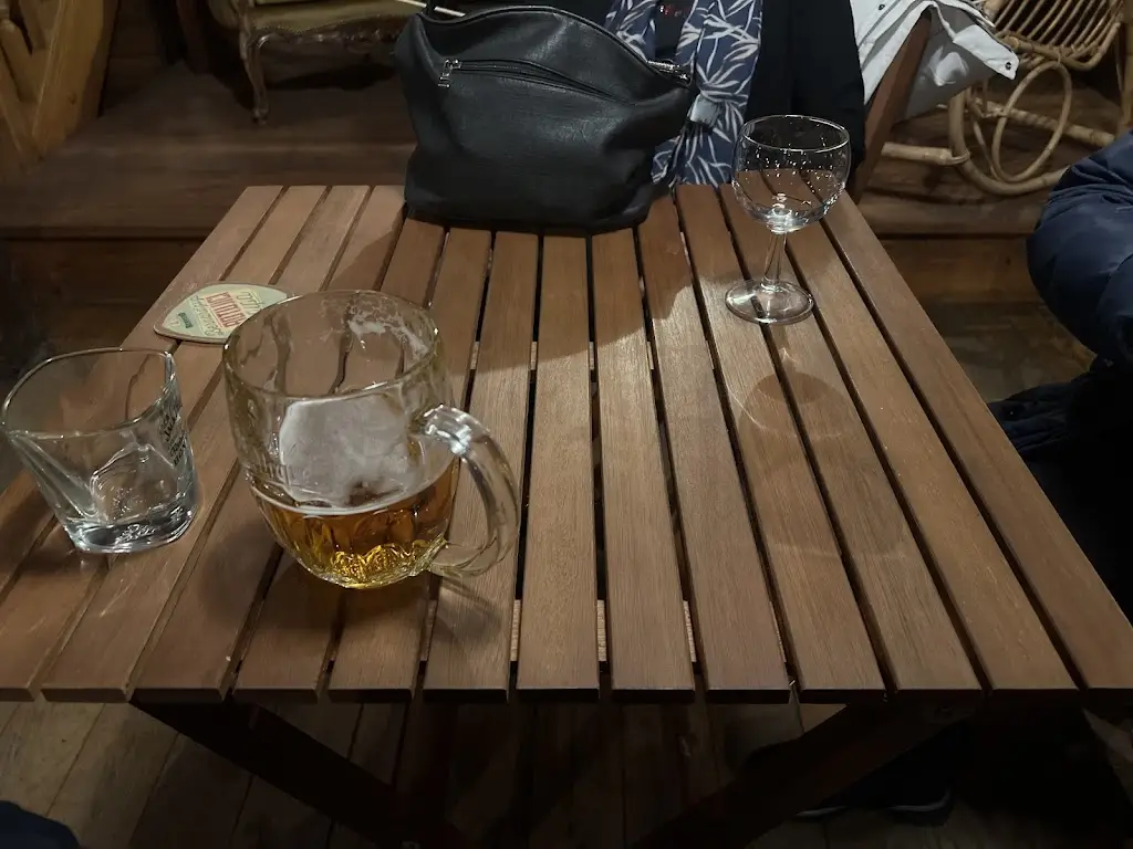 Bochao Zhang_Cowboy Billy’s Saloon, Burger & Grill_Františkovy Lázně_recensione