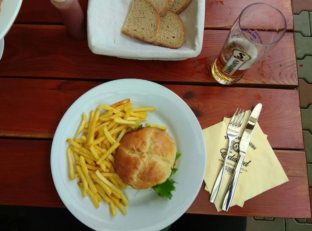 Robin Heller_Restaurace -penzion Eduard_Františkovy Lázně_review