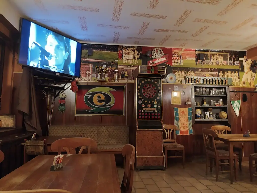 David Sánchez_Bílá Labuť_Františkovy Lázně_review