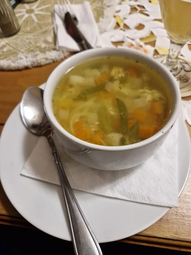 milan migun_Restaurace Na Truhlárně_Habartov_review