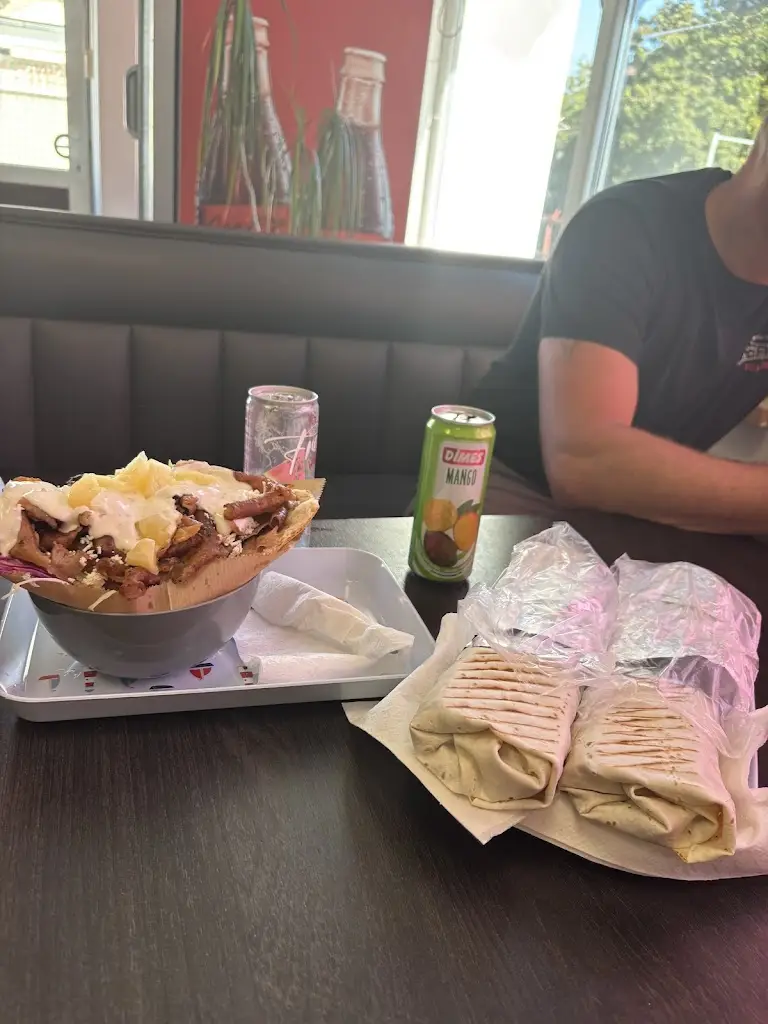 Aneta Thomayerova_kebab house habartov_Habartov_review