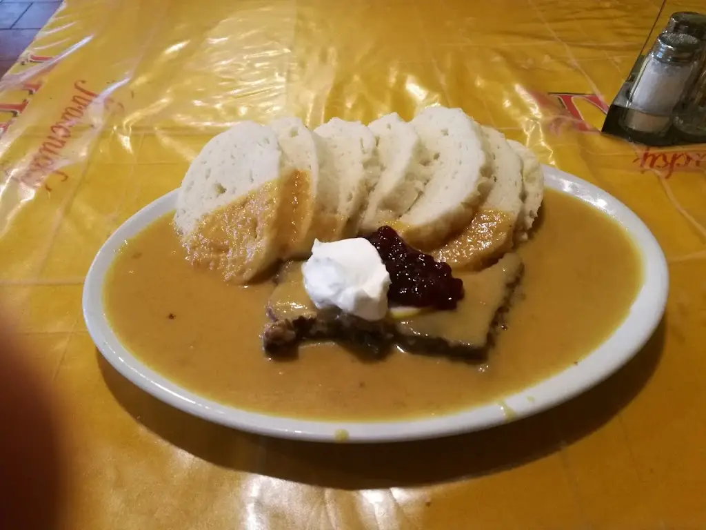 Filip Walderon_Bufet Čkyně_Čkyně_recensione