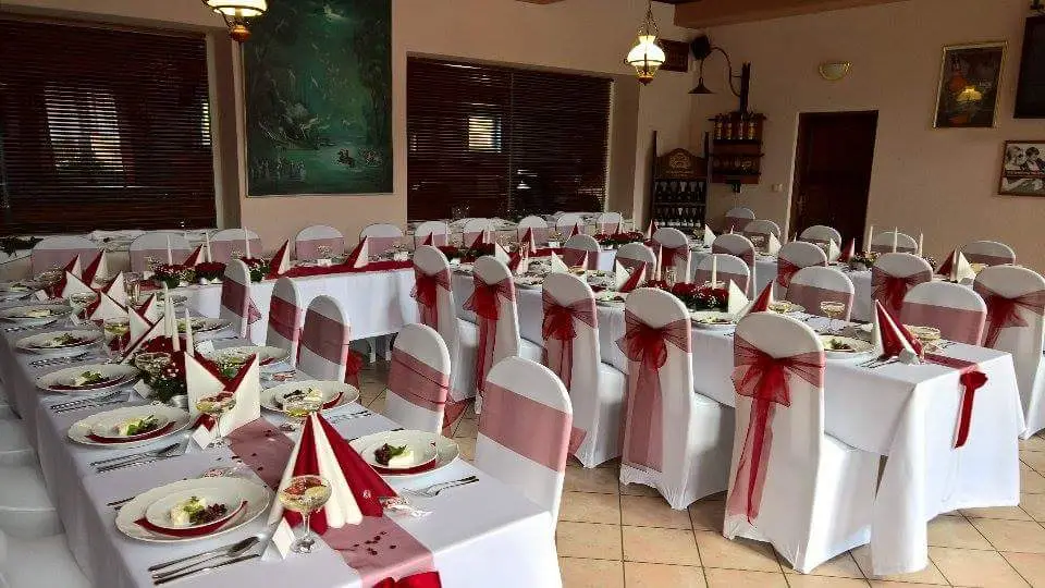 Restaurace Kuželna Hazlov ristorante a Hazlov