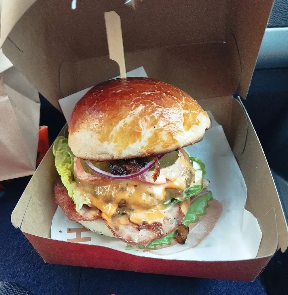 Irina Fot_T+T Bistro_Hazlov_recensione