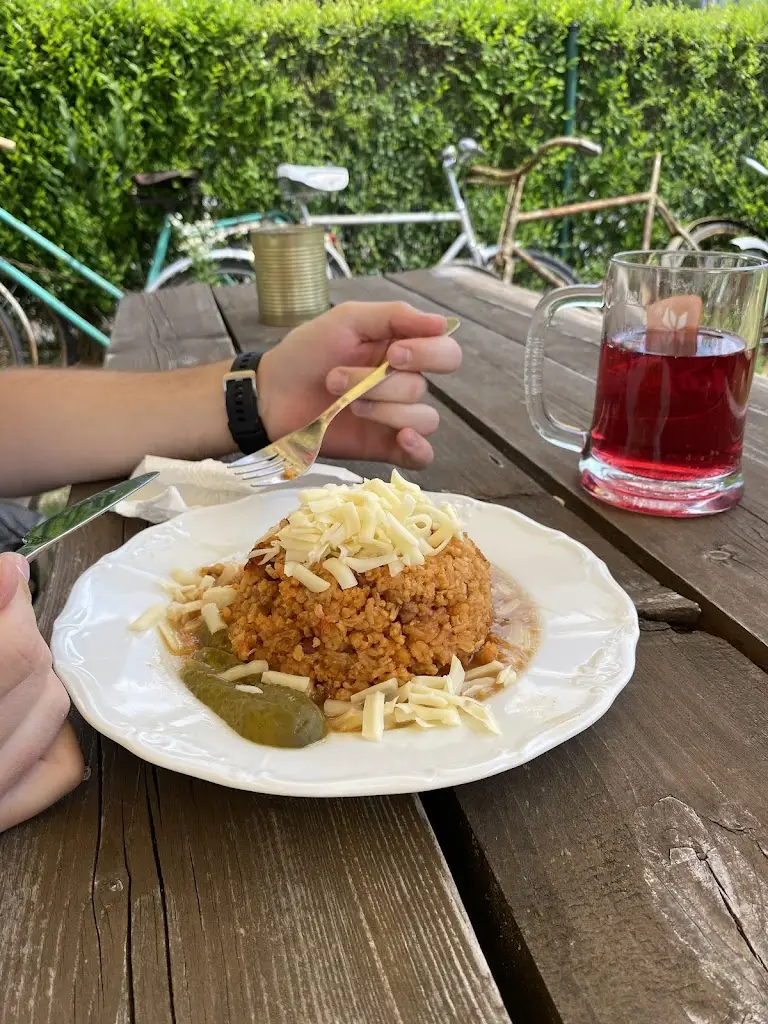 Tomas Cepicka_Hospoda Rafanda_Hroznětín_review