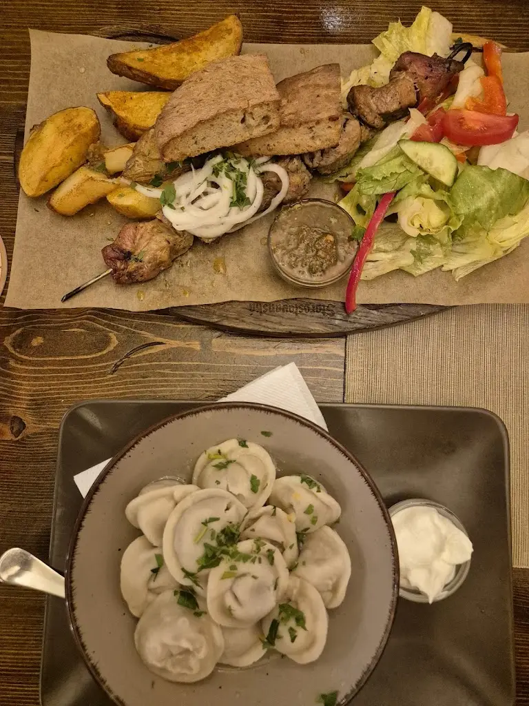 John Rae Cortes_Staroslovanská kuchyně Karlovy Vary_Karlovy Vary_review