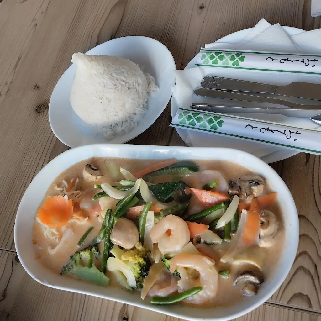 Richard_Lạc Viên Restaurant_Hranice_review