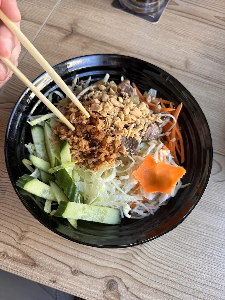 Lạc Viên Restaurant_Hranice_slider_image_3