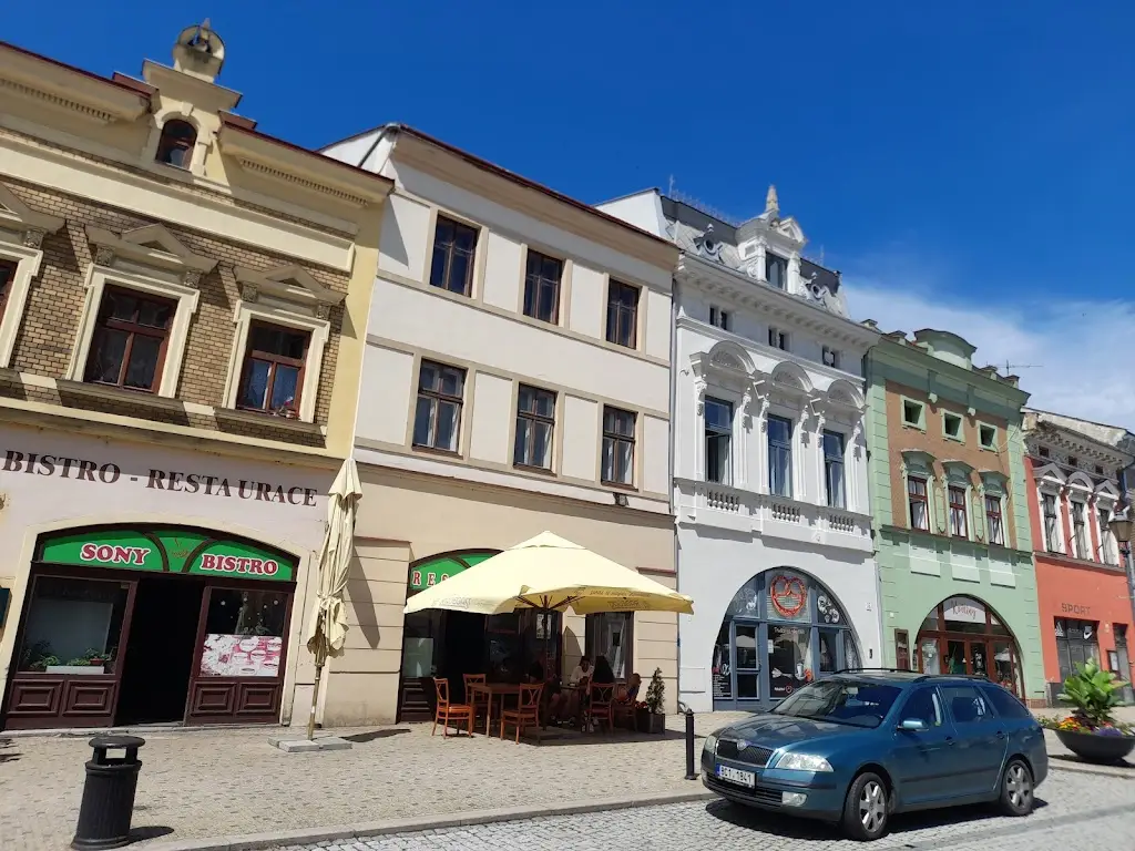 Sony Bistro_Hranice_slider_image_1