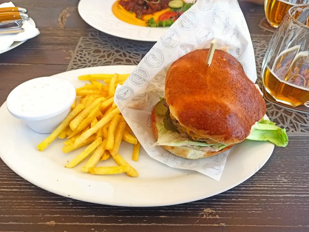 Ducatti Caffetteria_Hranice_slider_image_3