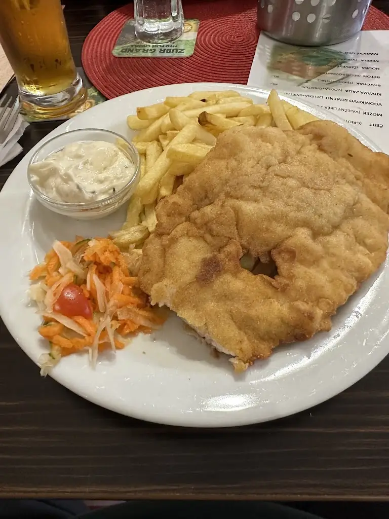 Paul “PaulsBeenThere.com” Perusse_Restaurace U Kramplů_Hranice_review