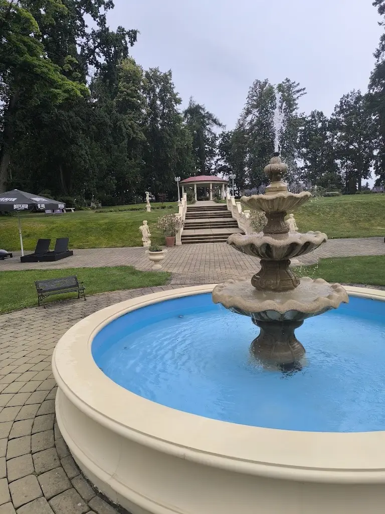 Zámek Kamenný Dvůr_Kynšperk nad Ohří_slider_image_3