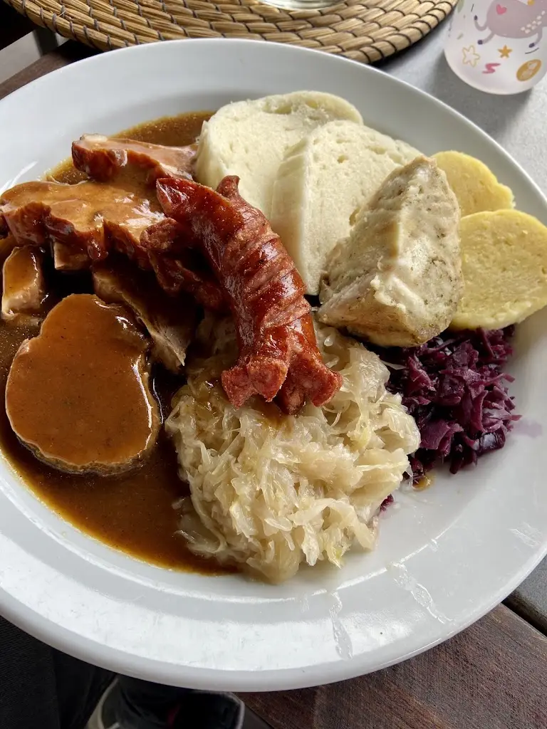 Jacob Herper_Zlatá Rybka_Kraslice_review