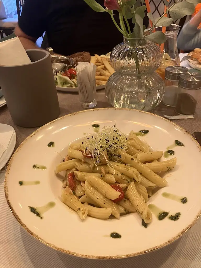 Sue La_Yenkee and Peter Restaurant and gril_Kraslice_review