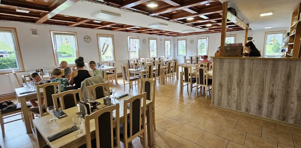 Restaurace Márty ( bývalá Restaurace Pod vlekem ) ristorante a Kraslice