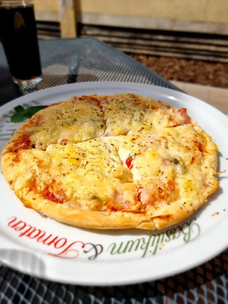 Pizza Luna_Kraslice_slider_image_2