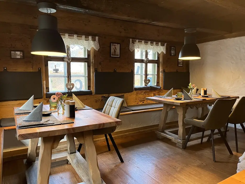 Jan Špacír_Zur Alten Schule Klingenthal_Kraslice_recensione