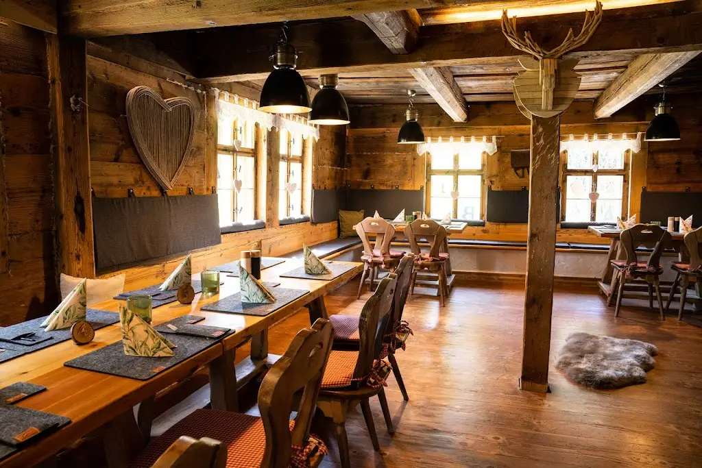 Zur Alten Schule Klingenthal ristorante a Kraslice