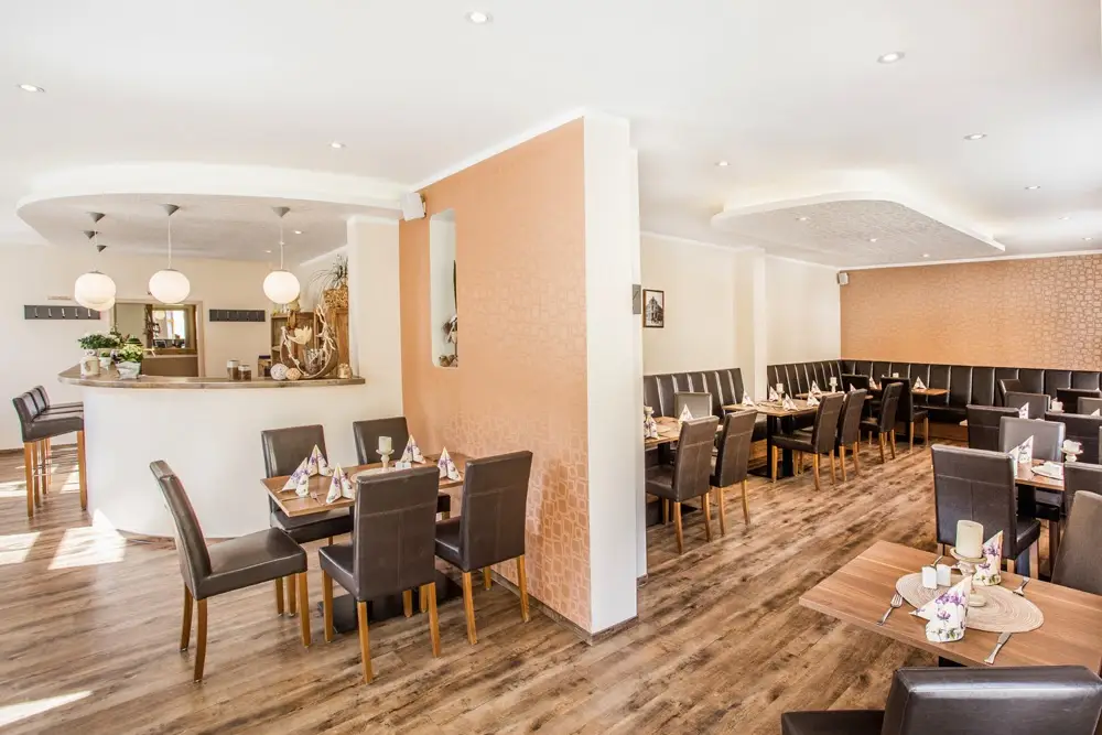 Gasthaus "Zur Alten Drogerie" restaurant in Kraslice