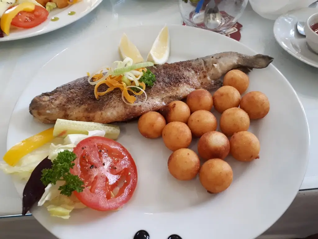 Jakub Brož Koštíř_Restaurace U Pňáčků_Kraslice_recensione