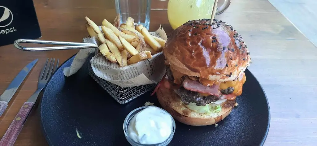 Menu_AMOS pizzeria and bar_Dačice_image_5