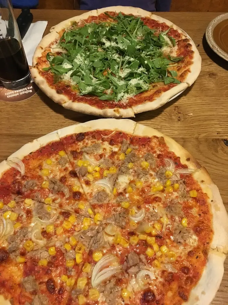 Bas_Pizzerie Sklep_Luby_review