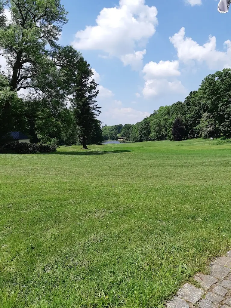 Lena Hambi_Zámecká Kavárna_Lázně Kynžvart_review