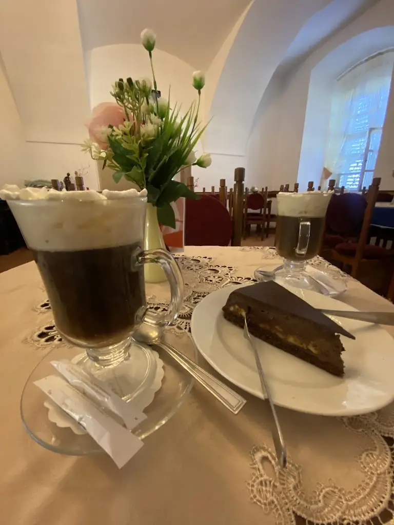 Zámecká Kavárna_Lázně Kynžvart_slider_image_2