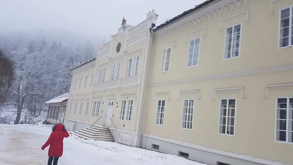 Jaroslav A. Vyskočil_Lázeňský dům Orlík_Lázně Kynžvart_review