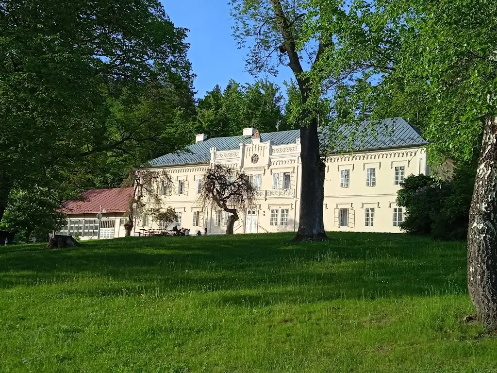 Pavel Ježek_Lázeňský dům Orlík_Lázně Kynžvart_review