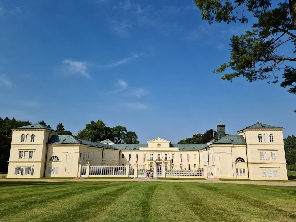State chateau Kynžvart restaurant in Lázně Kynžvart
