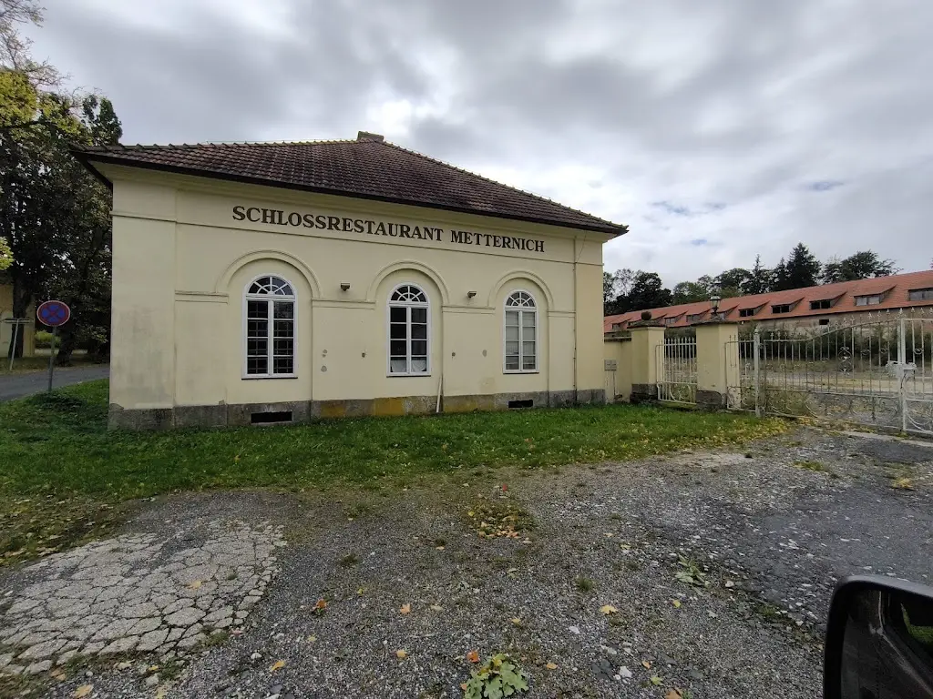 Restaurace Zámecká Restaurace Metternich - Senzo, Akciová Společnost_Lázně Kynžvart_slider_image_3