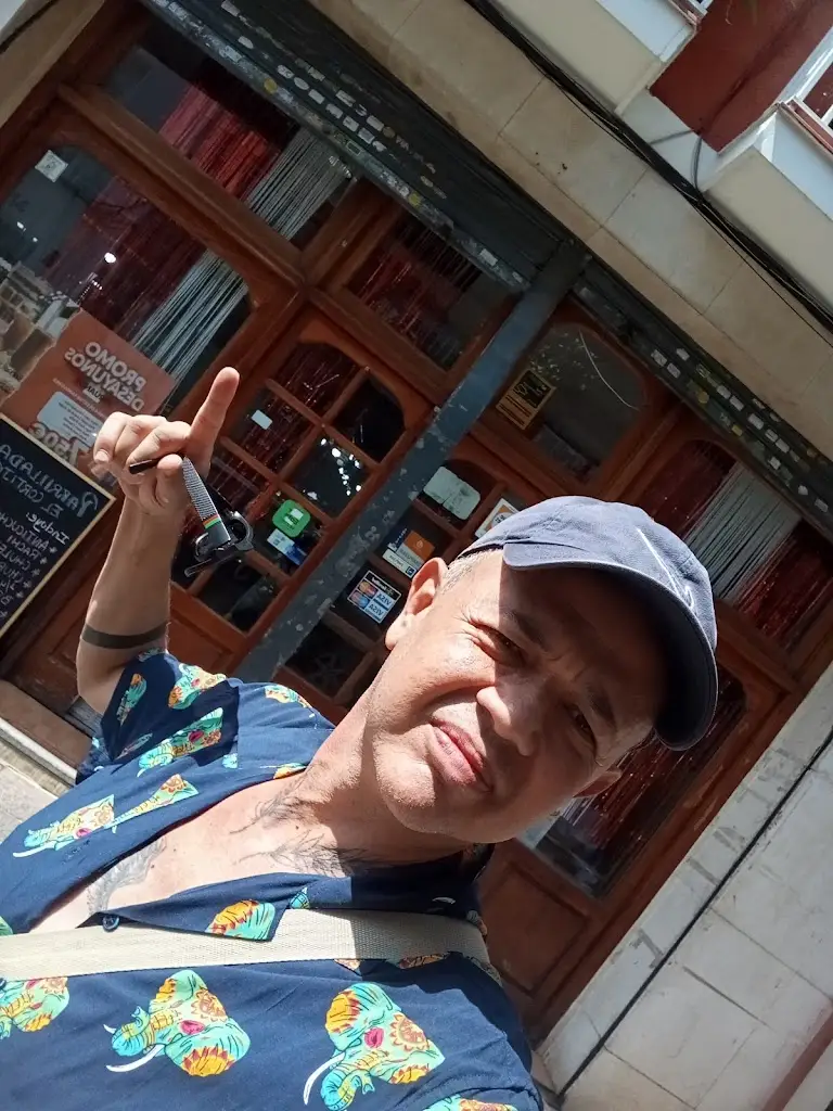 Alejandro Ramirez Valencia_Restaurante El Cortijo_Merklín_review