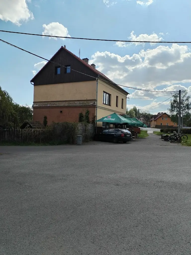 František Lomický_Liďák_Nová Role_review