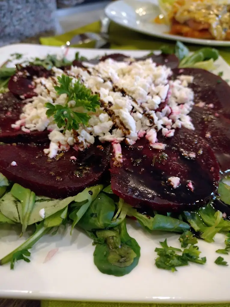 Daniel Amos_Restaurace Anna_Nejdek_review