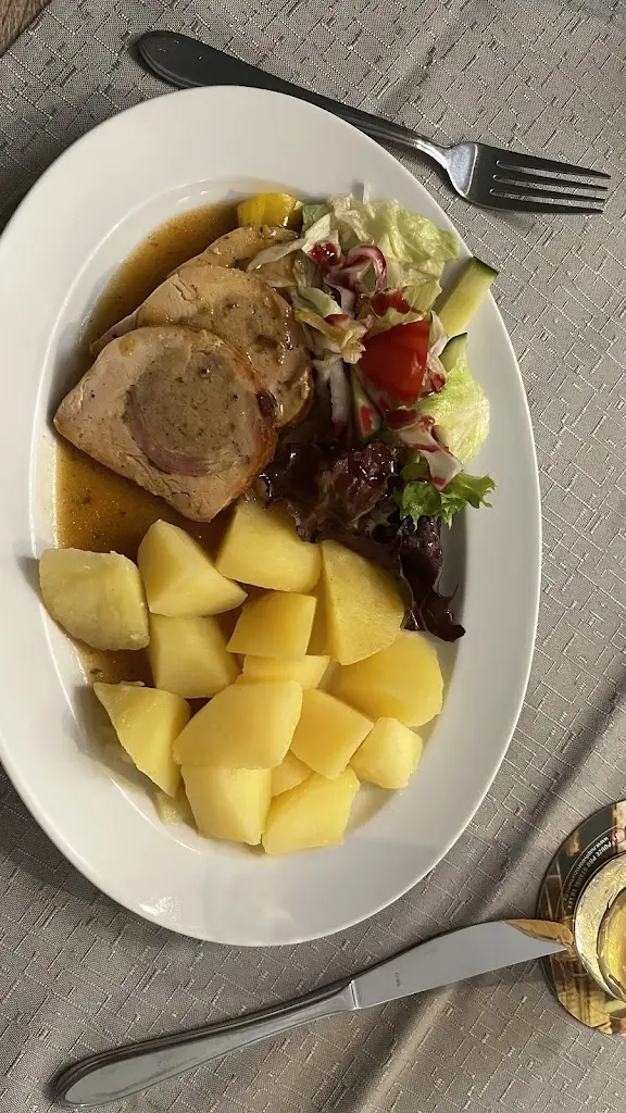 Marika Bartošová_Restaurace Anna_Nejdek_review