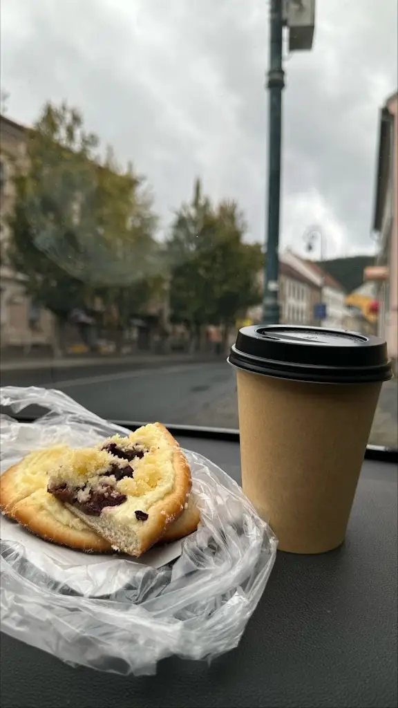 Never Mind_Orfeus cafe&wine_Nejdek_review